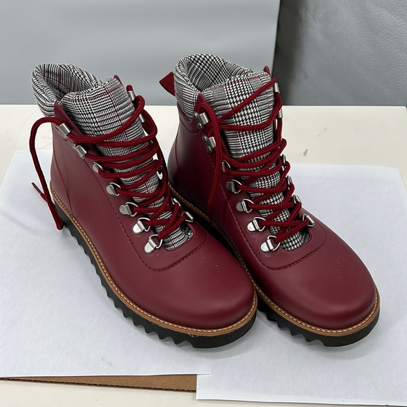 Bernardo Shoes - Bernardo Winnie Rain Boot